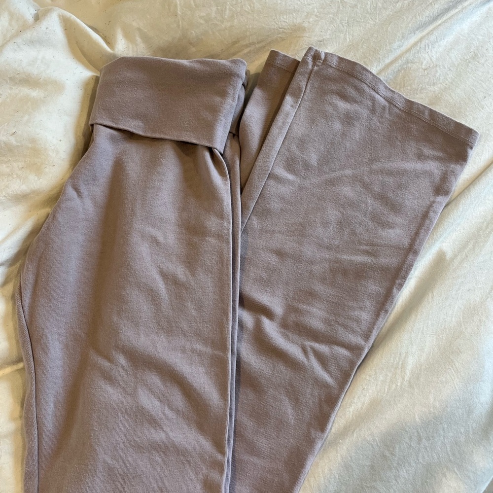 Brandy Melville Yoga Fold-over Flare Legging